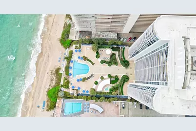 4240  Galt Ocean Dr, Unit #704, Fort Lauderdale, FL 33308 - Photo 4