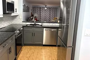 7302 S Devon Dr, Fort Lauderdale, FL 33321 - Photo 10