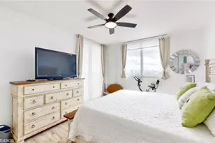 1745 E Hallandale Beach Blvd, Hallandale Beach, FL 33009 - Photo 14