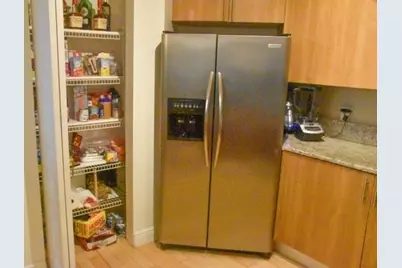 2601 NE 14th Ave, Unit #308, Wilton Manors, FL 33334 - Photo 8