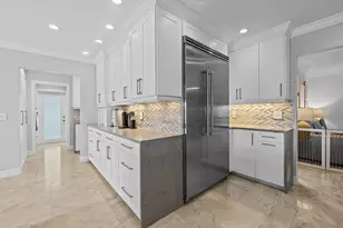 2811 NE 55th Pl, Fort Lauderdale, FL 33308 - Photo 14