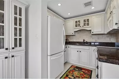 1001 N Riverside Dr, Unit #305, Pompano Beach, FL 33062 - Photo 18