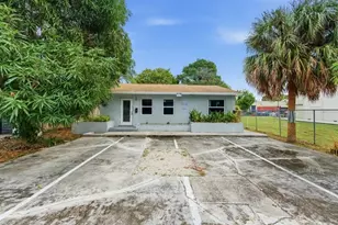 1312 NE 5th Ave, Fort Lauderdale, FL 33304 - Photo 2
