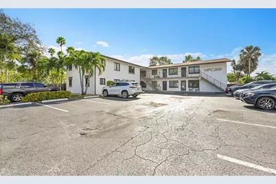 200 NW 25th St, Fort Lauderdale, FL 33311 - Photo 20