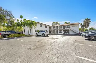 200 NW 25th St, Fort Lauderdale, FL 33311 - Photo 20