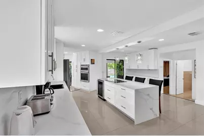 5901 W Broward Blvd, Plantation, FL 33317 - Photo 2