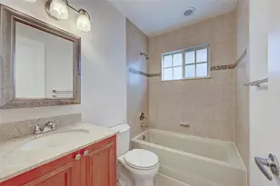 410 SW 15th St, Pompano Beach, FL 33060 - Photo 6