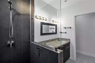 316 SW 16th St, Fort Lauderdale, FL 33315 - Photo 12