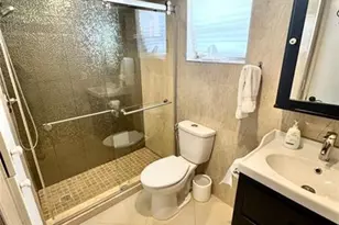 4311 Crystal Lake Dr, Deerfield Beach, FL 33064 - Photo 22