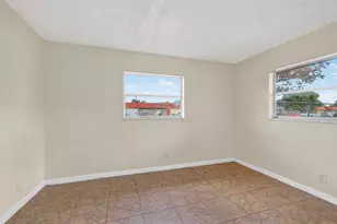 7710 SW 10th St, North Lauderdale, FL 33068 - Photo 8