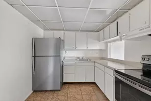 7710 SW 10th St, North Lauderdale, FL 33068 - Photo 6