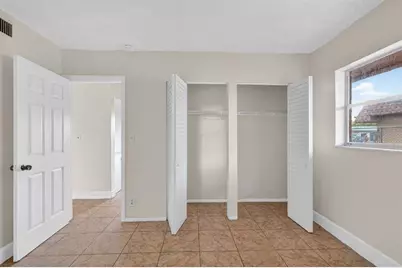 7710 SW 10th St, Unit #2, North Lauderdale, FL 33068 - Photo 12
