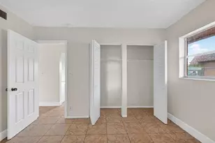 7710 SW 10th St, North Lauderdale, FL 33068 - Photo 12