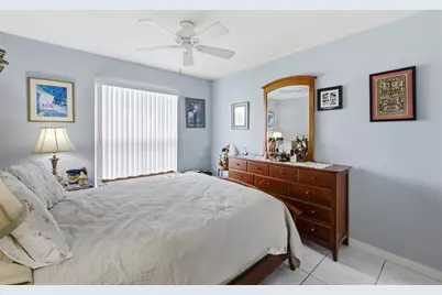 5551 SW 8th St, Margate, FL 33068 - Photo 18