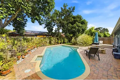 5551 SW 8th St, Margate, FL 33068 - Photo 22