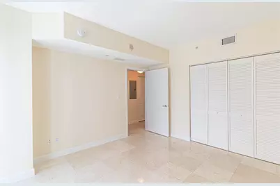 335 S Biscayne Blvd, Unit #2400, Miami, FL 33131 - Photo 26