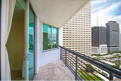 335 S Biscayne Blvd, Unit #2400, Miami, FL 33131 - Photo 34