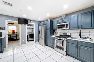 7141 Custer St, Hollywood, FL 33024 - Photo 6