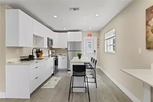 827 SW 29th St, Fort Lauderdale, FL 33315 - Photo 14