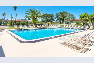 73  Royal Oak Ct, Unit #206, Vero Beach, FL 32962 - Photo 20