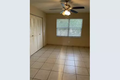 12115 SW 2nd St, Pembroke Pines, FL 33025 - Photo 10