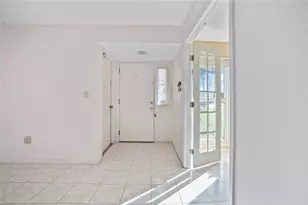 13653 Serena Dr, Largo, FL 33774 - Photo 6