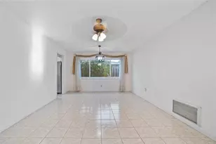 13653 Serena Dr, Largo, FL 33774 - Photo 10