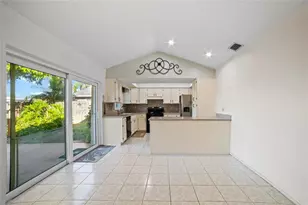 13653 Serena Dr, Largo, FL 33774 - Photo 12