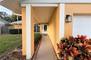 13653 Serena Dr, Largo, FL 33774 - Photo 2