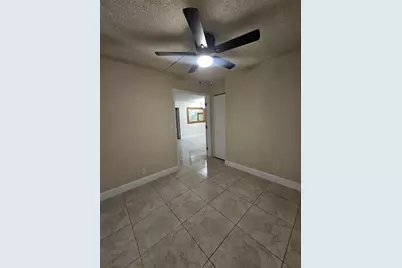3720 N Pine Island Rd, Unit #428, Sunrise, FL 33351 - Photo 6