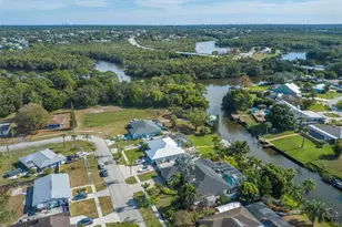 460 NE Cornwall Ave, Port Saint Lucie, FL 34983 - Photo 72