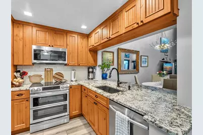 240  City View Dr, Unit #240, Fort Lauderdale, FL 33311 - Photo 8