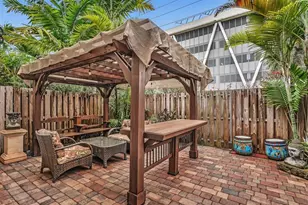 240 City View Dr, Fort Lauderdale, FL 33311 - Photo 36