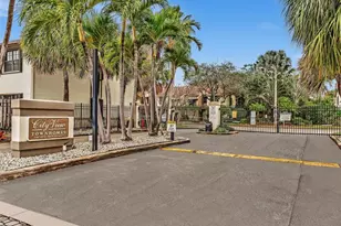 240 City View Dr, Fort Lauderdale, FL 33311 - Photo 62