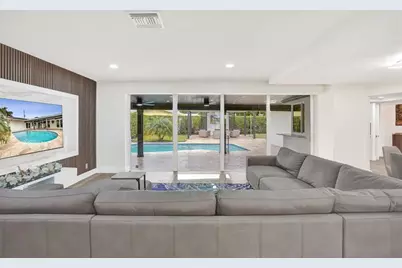 1420 SE 13th St, Deerfield Beach, FL 33441 - Photo 8