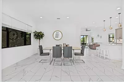 11855 SW 13th Ct, Pembroke Pines, FL 33025 - Photo 6