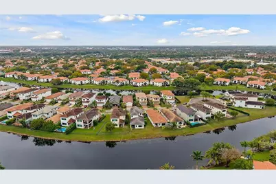 11855 SW 13th Ct, Pembroke Pines, FL 33025 - Photo 52