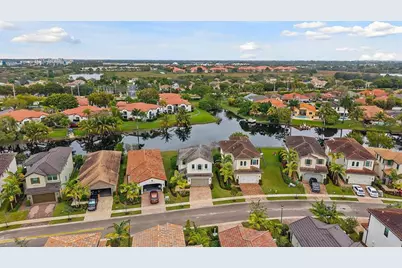 11855 SW 13th Ct, Pembroke Pines, FL 33025 - Photo 42