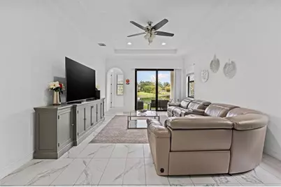 11855 SW 13th Ct, Pembroke Pines, FL 33025 - Photo 14