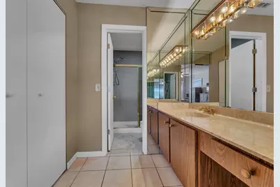 2260  Seagrape Cir, Coconut Creek, FL 33066 - Photo 12