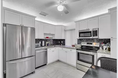 2260  Seagrape Cir, Coconut Creek, FL 33066 - Photo 24