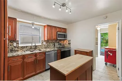51 NE 49th St, Fort Lauderdale, FL 33334 - Photo 10