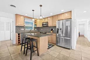 261 SW 18th Ct, Pompano Beach, FL 33060 - Photo 6