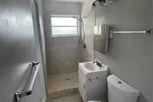 3361 NE 16th Ave, Oakland Park, FL 33334 - Photo 16