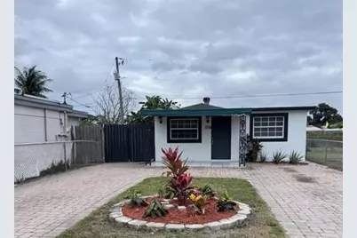 350  Walker Ave, Greenacres, FL 33463 - Photo 1