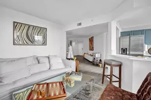 520 SE 5th Ave Unit, Fort Lauderdale, FL 33301 - Photo 4