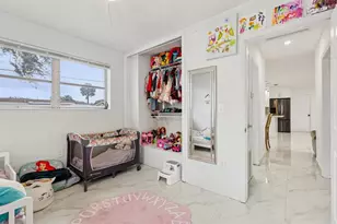 8700 NW 11th St, Pembroke Pines, FL 33024 - Photo 10