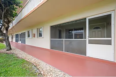 5300  Washington St, Unit #108, Hollywood, FL 33021 - Photo 2