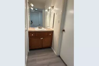 3710  Inverrary Dr, Unit #1Y, Lauderhill, FL 33319 - Photo 10