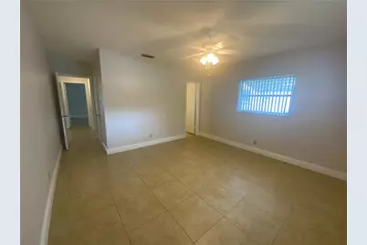 7104 NW 70th St, Tamarac, FL 33321 - Photo 22